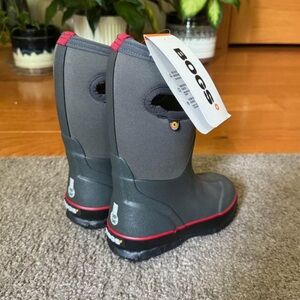 NWT New Bogs Classic II rain/snow boots sz 10